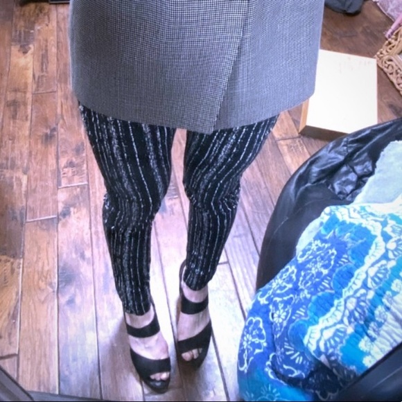 30%OFF BUNDLES! BLACK WHITE SKINNY LEGGINGS JEANS - Picture 2 of 8